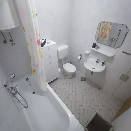 Pensión & Linda & Mario Zadar