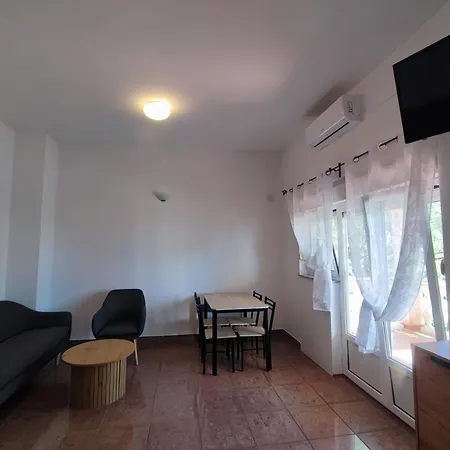 게스트하우스 & Linda & Mario 자다르