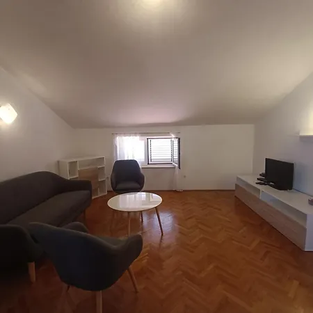 & Linda & Mario 3* 자다르