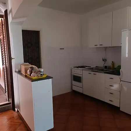 & Linda & Mario Gostinjska kuća